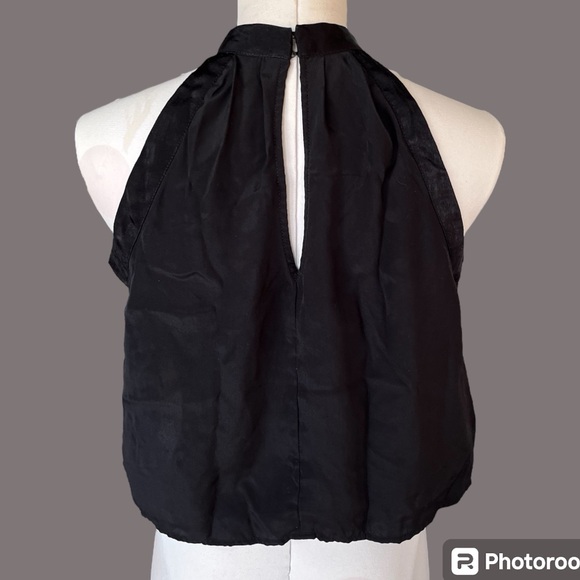 BCBG Cropped Halter Neck Flowy Blouse - Picture 3 of 5